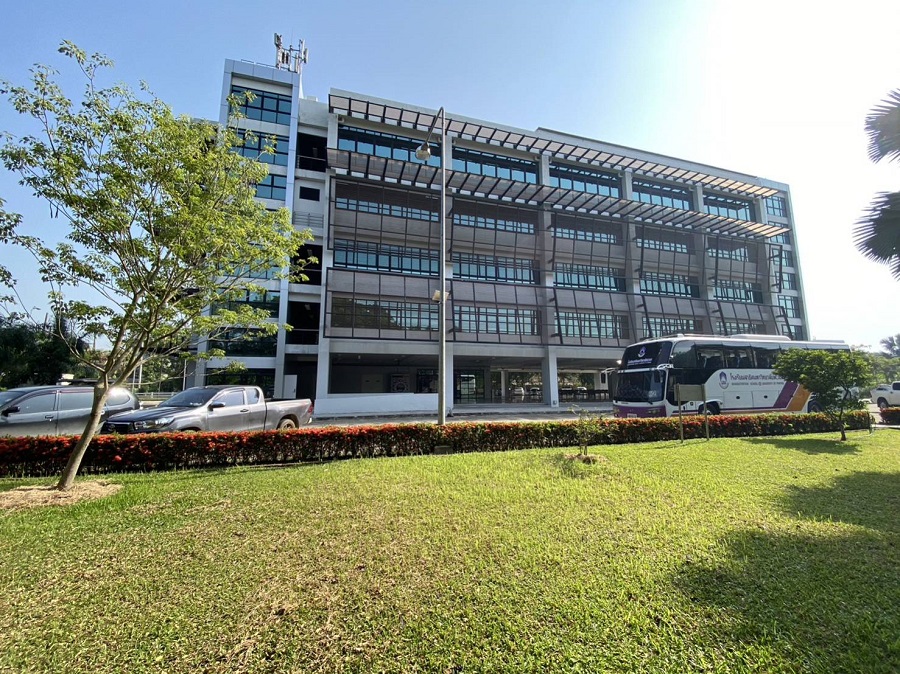 Parking Area Chiang Rai Campus