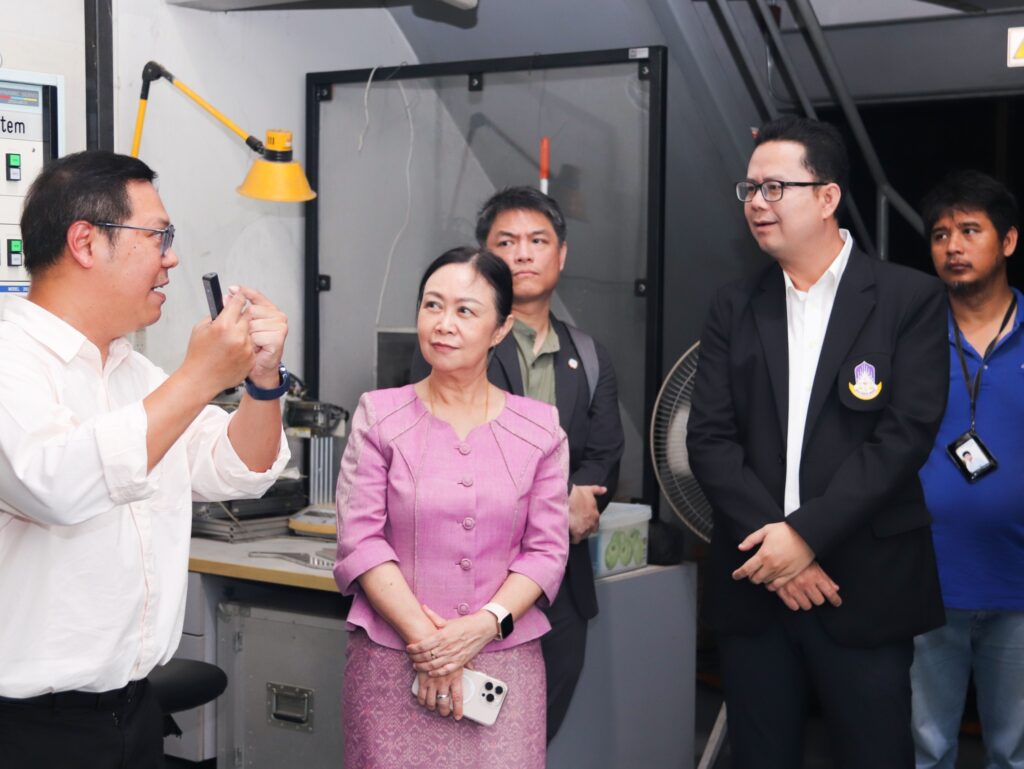 University of Phayao delegation touring NSTDA research laboratory ahead of MoU signing