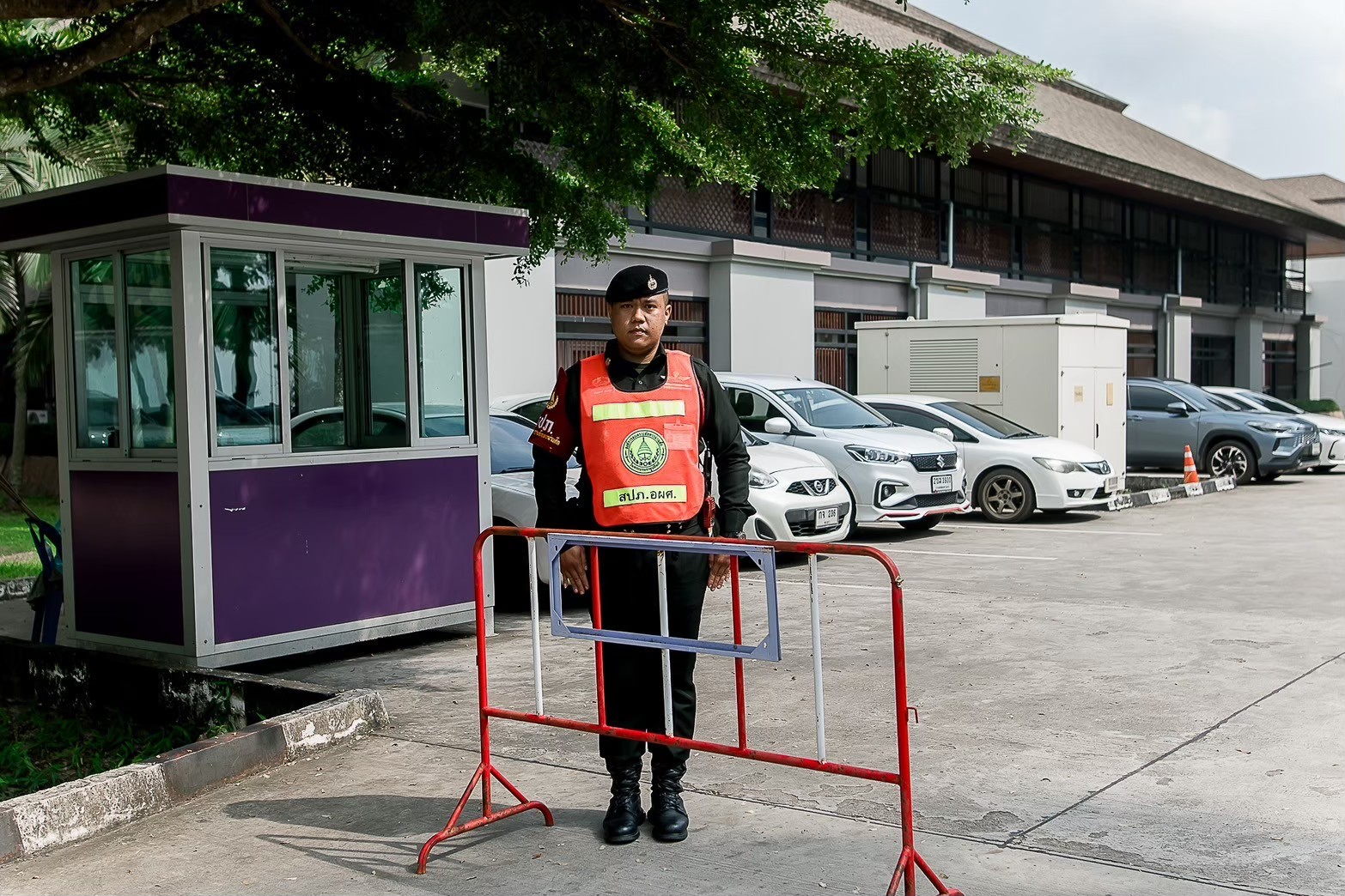 Limited parking space parking card system