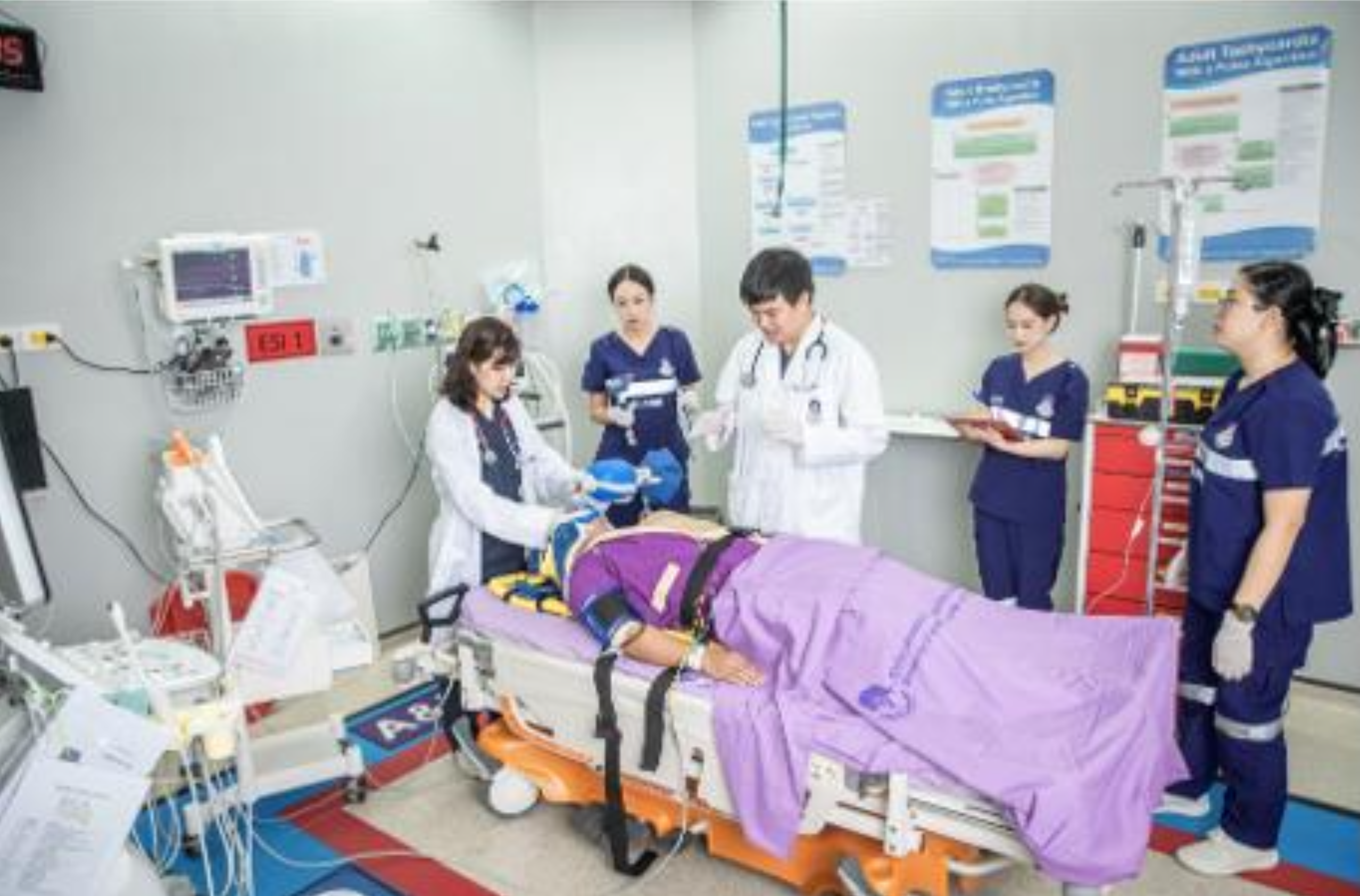Medical treatment at University of Phayao hospital