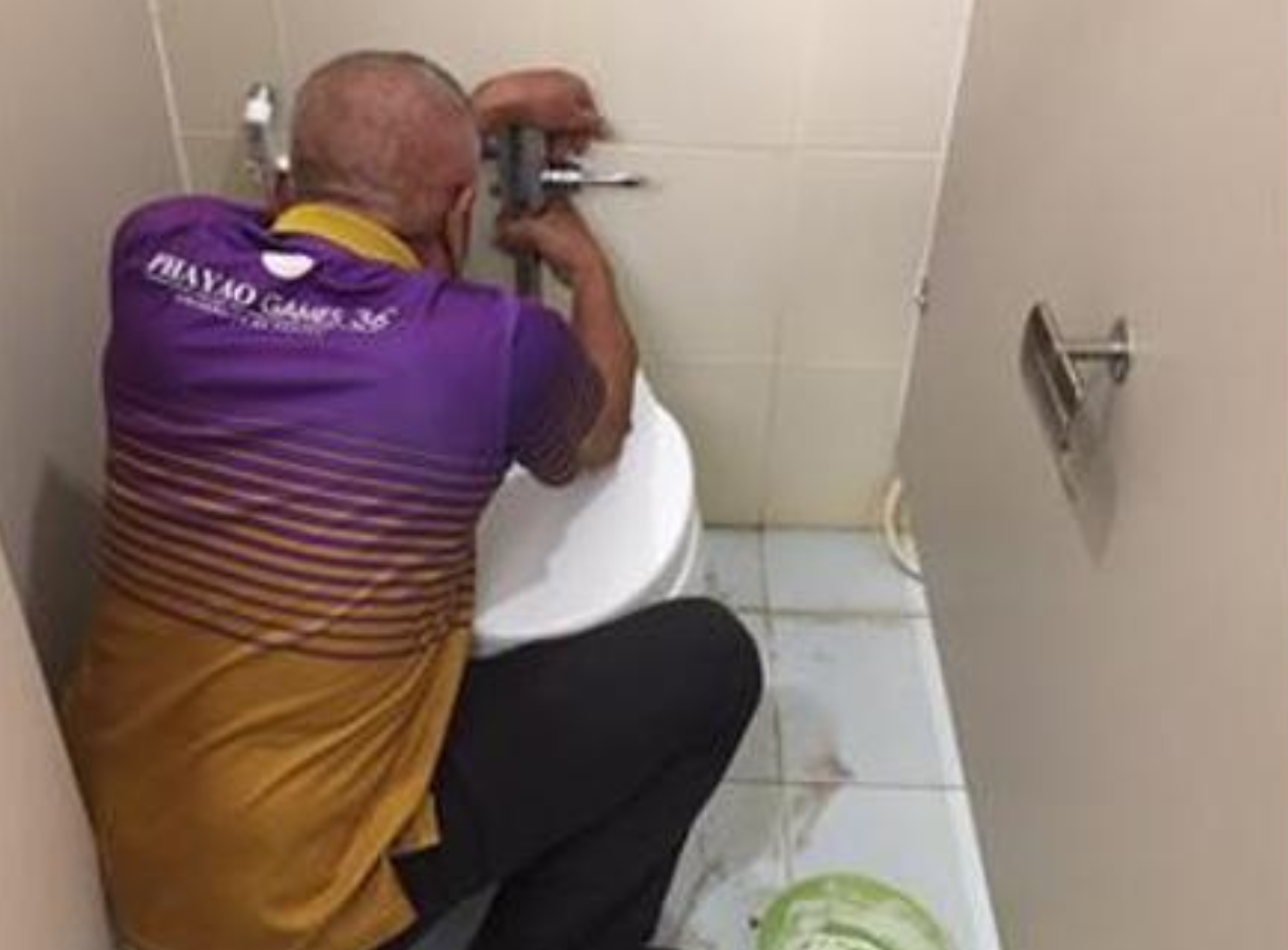 Sanitary fixture maintenance at University of Phayao